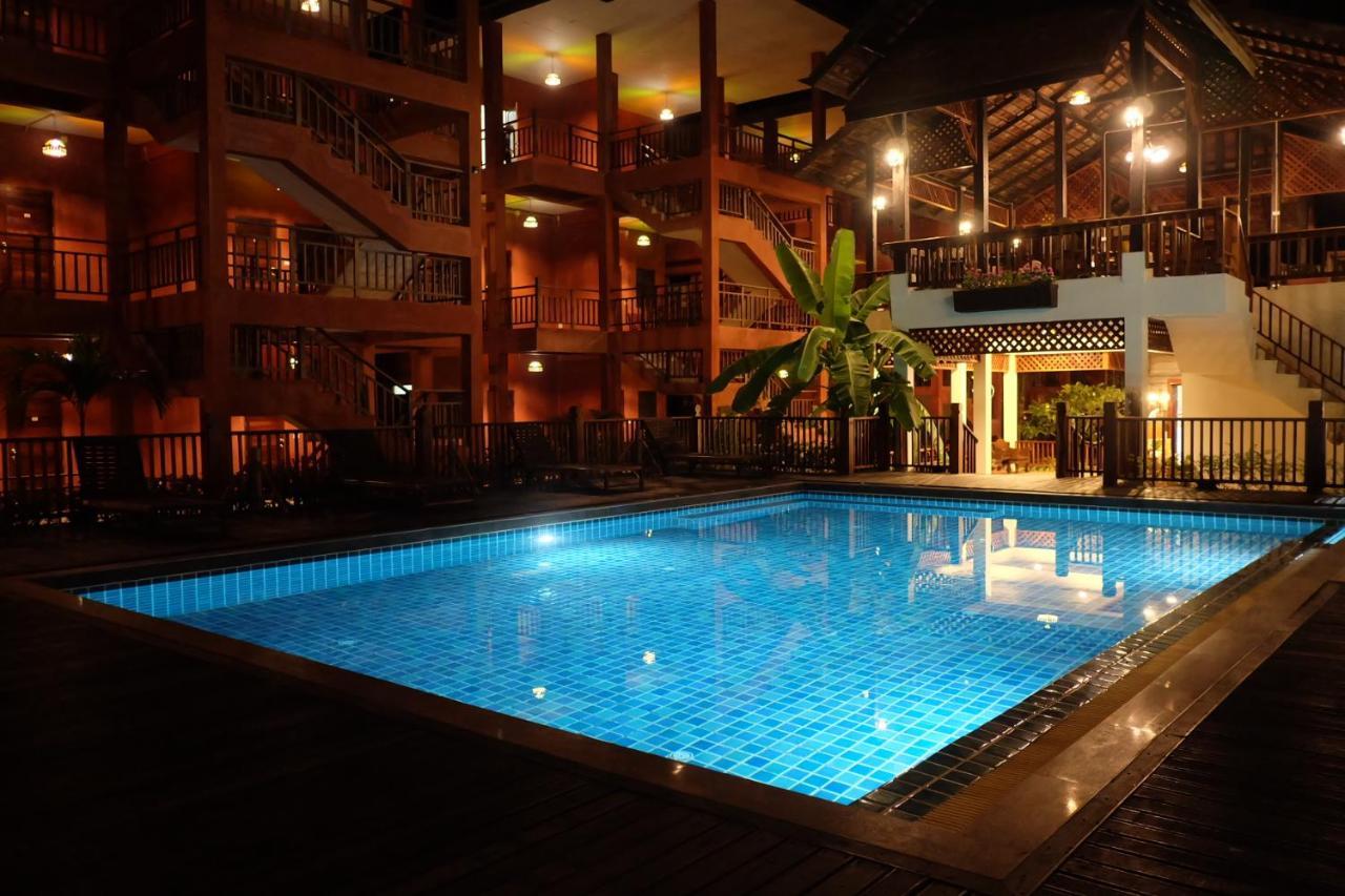 Rainforest Huahin Village Hotel Екстериор снимка