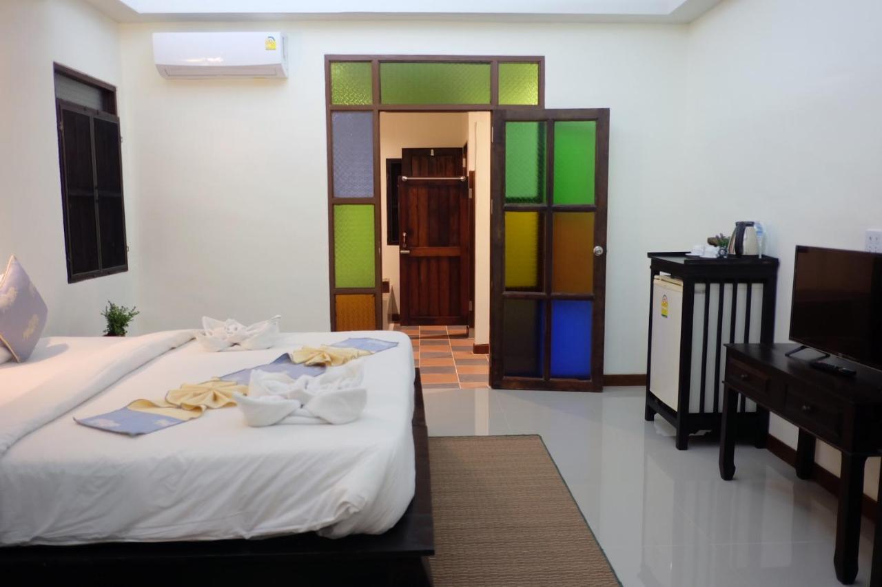 Rainforest Huahin Village Hotel Екстериор снимка