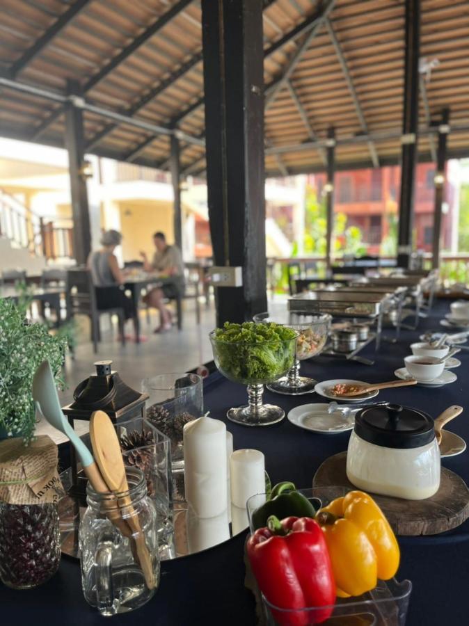 Rainforest Huahin Village Hotel Екстериор снимка