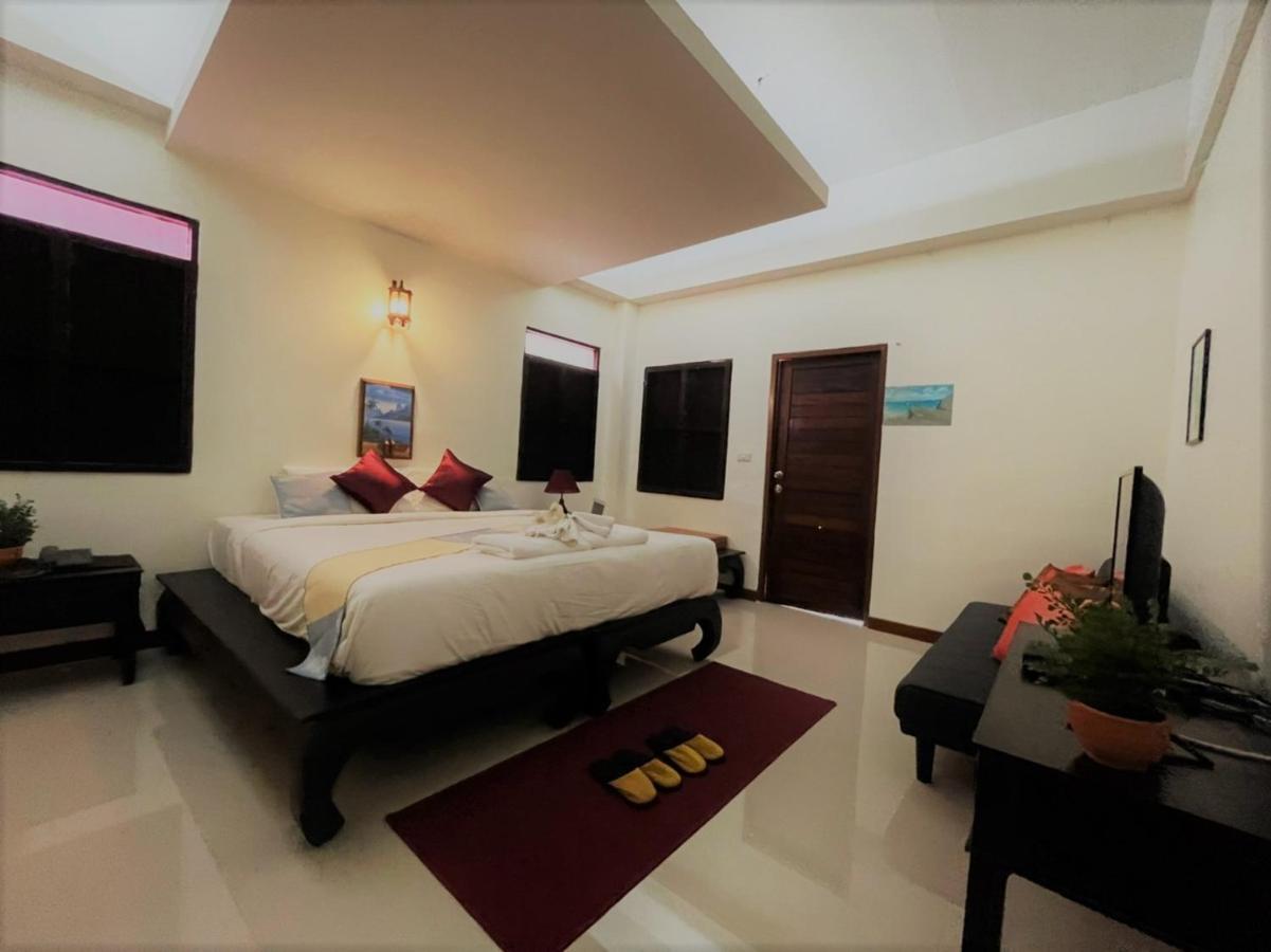 Rainforest Huahin Village Hotel Екстериор снимка